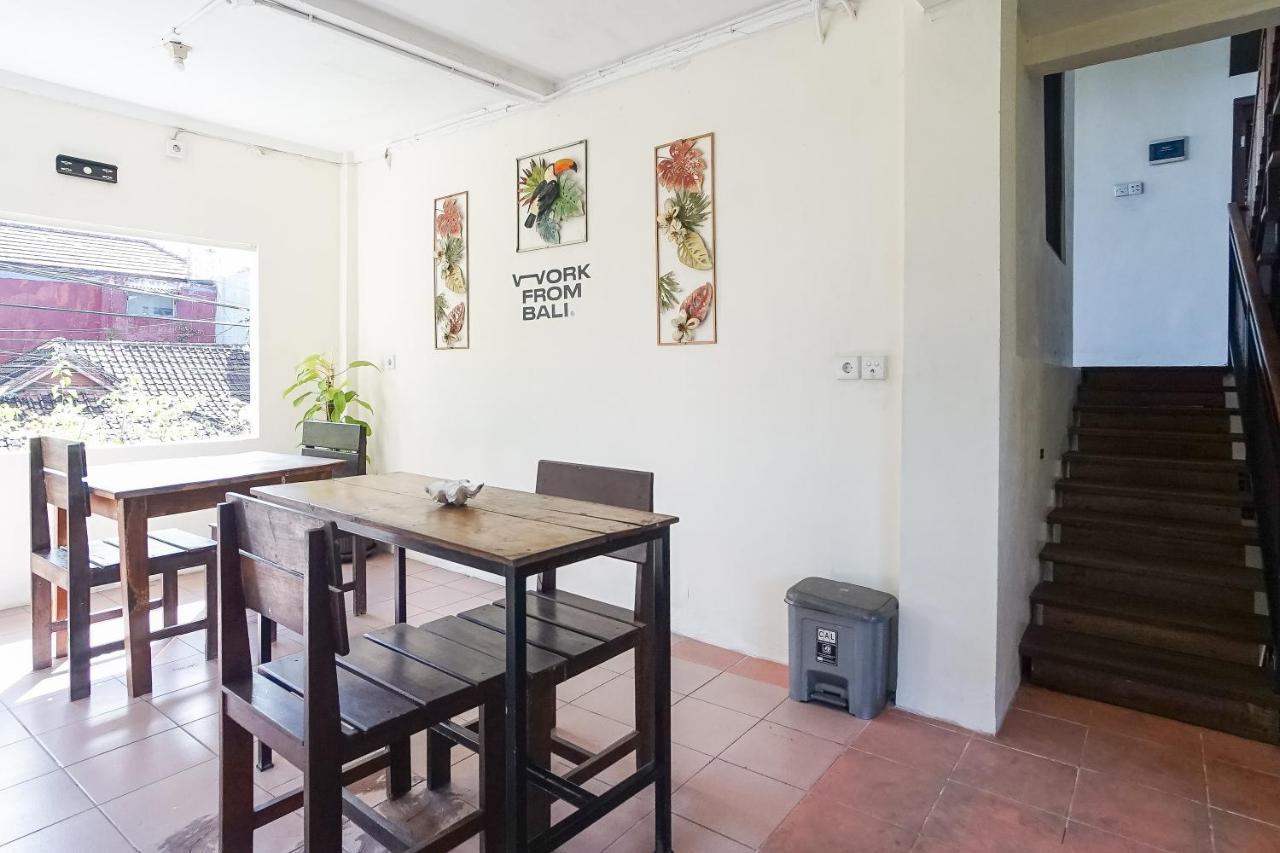 Pudi Homestay Canggu Buitenkant foto
