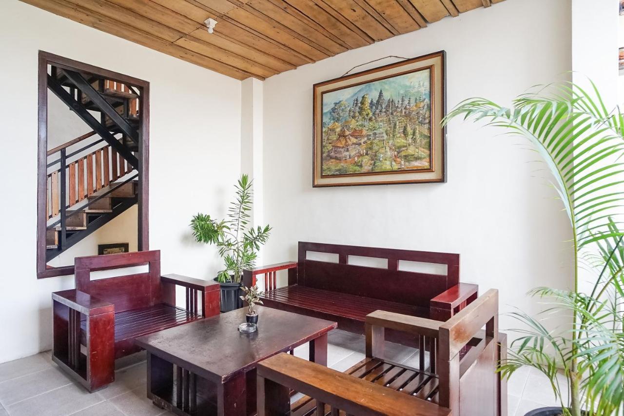 Pudi Homestay Canggu Buitenkant foto