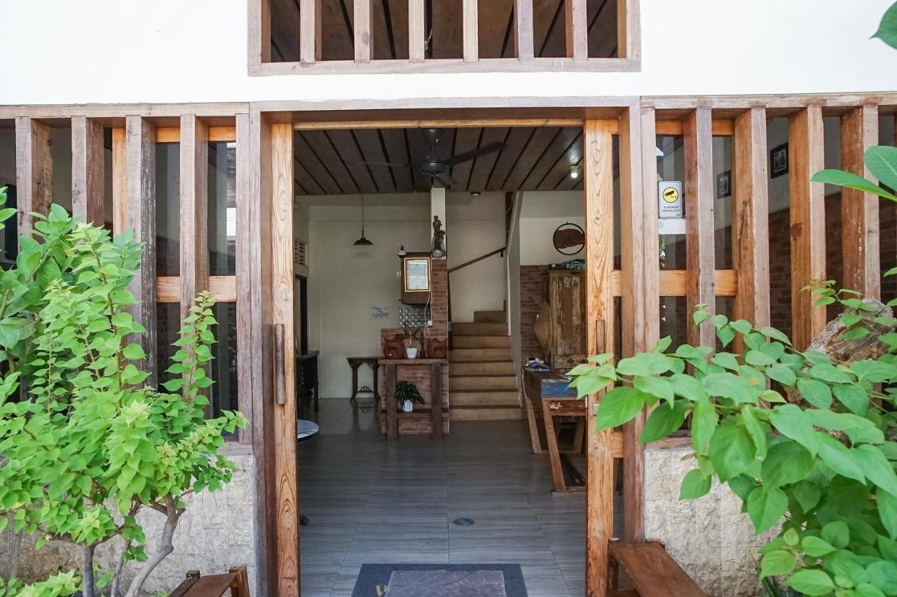Pudi Homestay Canggu Buitenkant foto