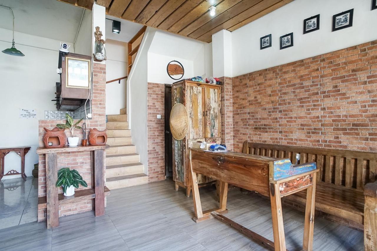 Pudi Homestay Canggu Buitenkant foto